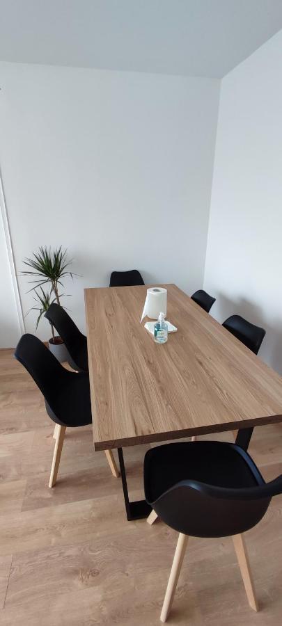 Beautiful & Cosy 3 Bedrooms Full Accommodation Ris-Orangis Eksteriør bilde