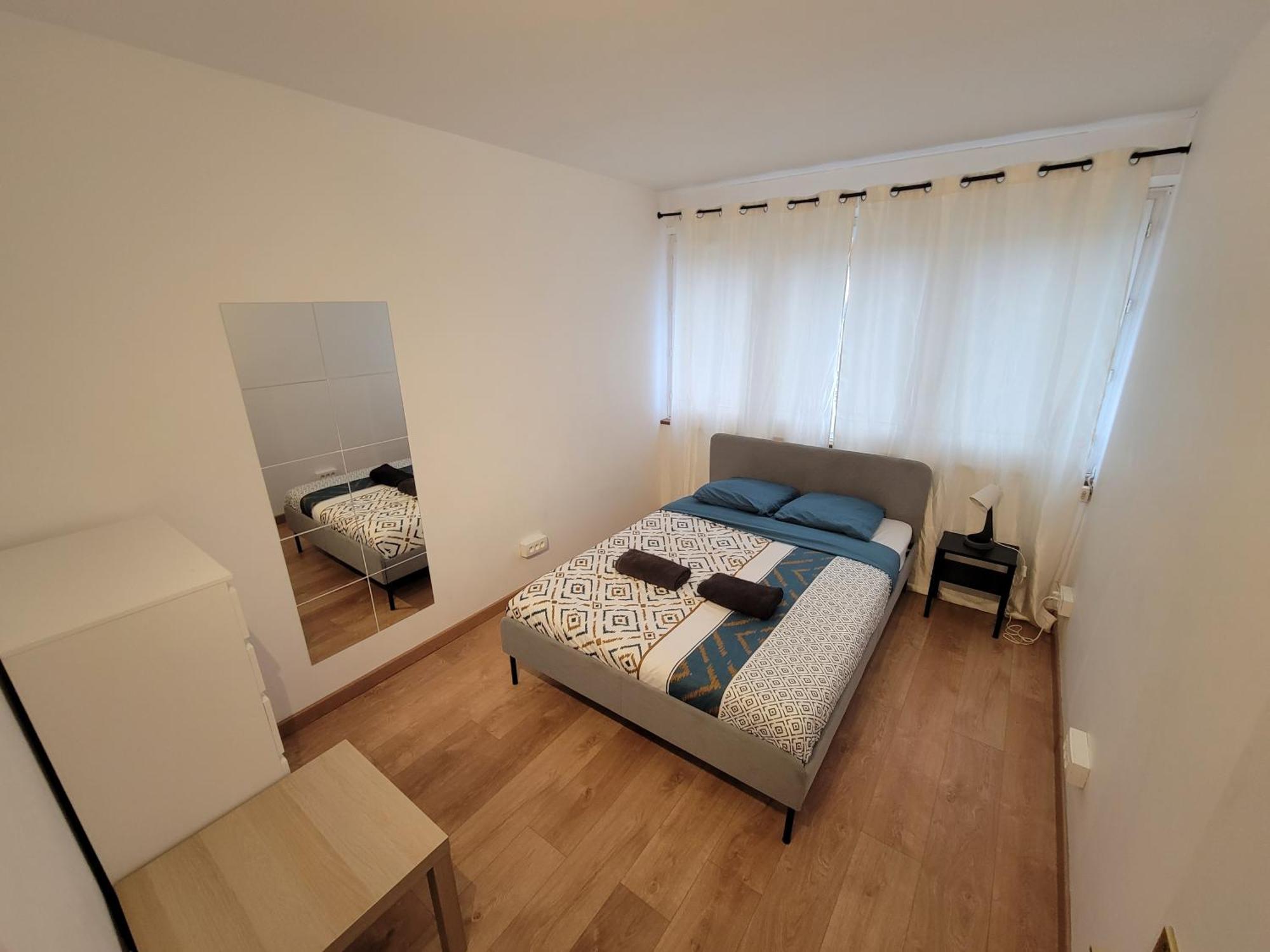Beautiful & Cosy 3 Bedrooms Full Accommodation Ris-Orangis Eksteriør bilde